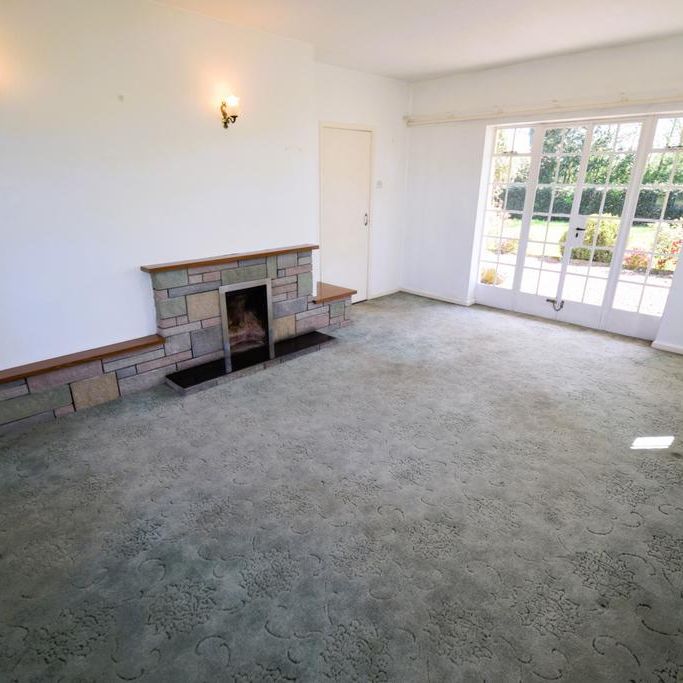3 bedroom bungalow to rent - Photo 1