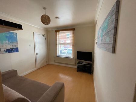 1 Bed Flat, William Street, RG1 - Photo 5