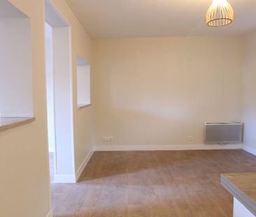 Location Appartement 1 pièce 33m² MONT ST AIGNAN 76130 - Photo 6