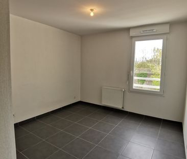 Location Appartement 3 pièces 68m² MARSEILLE 13ème - Photo 2