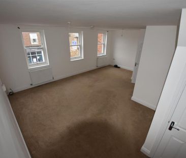 3 bedroom maisonette to rent - Photo 5