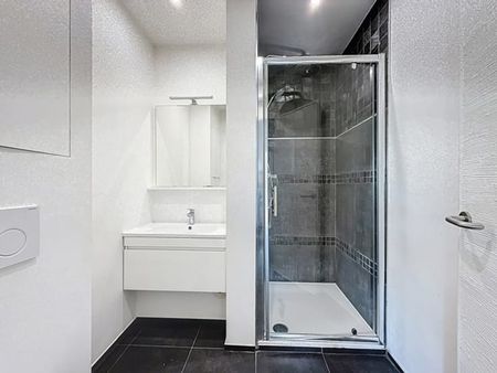 Appartement te huur - Foto 2