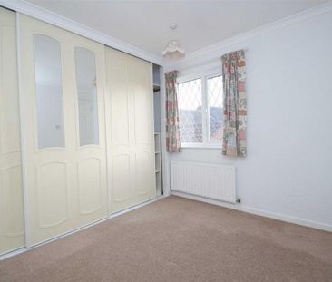 2 bedroom semi-detached house to rent - Photo 4