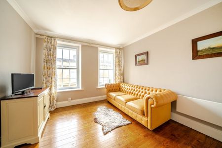 2 bedroom maisonette to rent - Photo 2