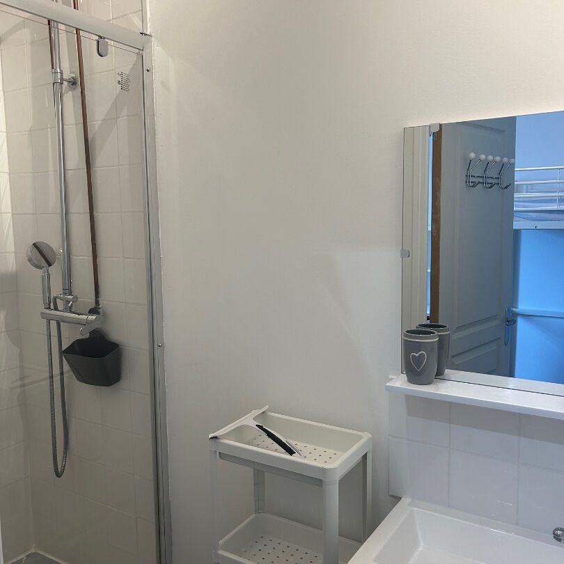 Studio de 17,55 m², - Photo 1