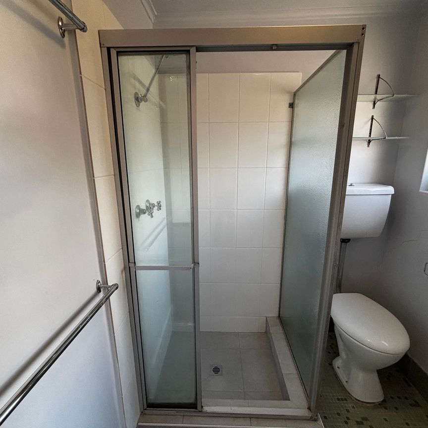 5 / 8 Walnut Street, CARNEGIE - Photo 1
