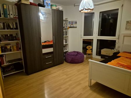 Living in the best location! - Photo 5