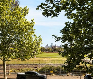 15/82 Trenerry Crescent, Abbotsford VIC 3067 - Photo 3