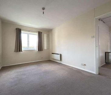 Chineham, Basingstoke, RG24 - Photo 5