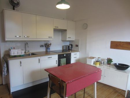 1 bedroom flat to rent - Photo 5