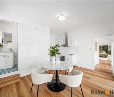 Self-Contained 2 Bedroom Home in Epping - Photo 3
