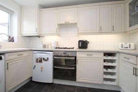 Thorne Close, Boxmoor, Hemel Hempstead, HP1 - Photo 3