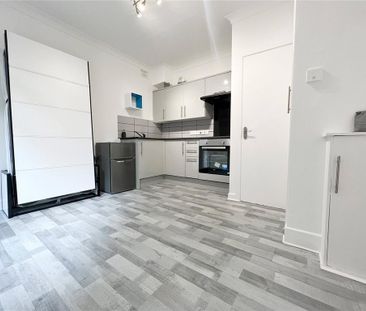 Studio to rent - Photo 5