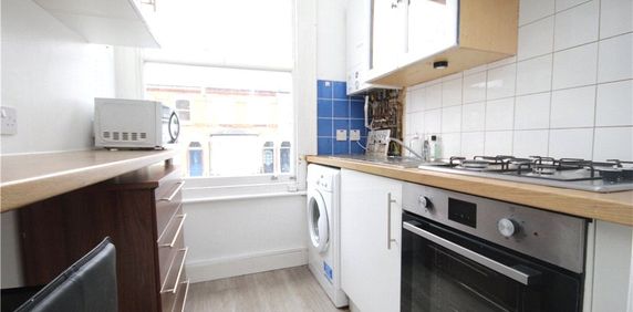 Delorme Street, London, W6 8DT - Photo 2