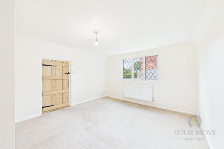 3 bedroom semi-detached house to rent - Photo 2