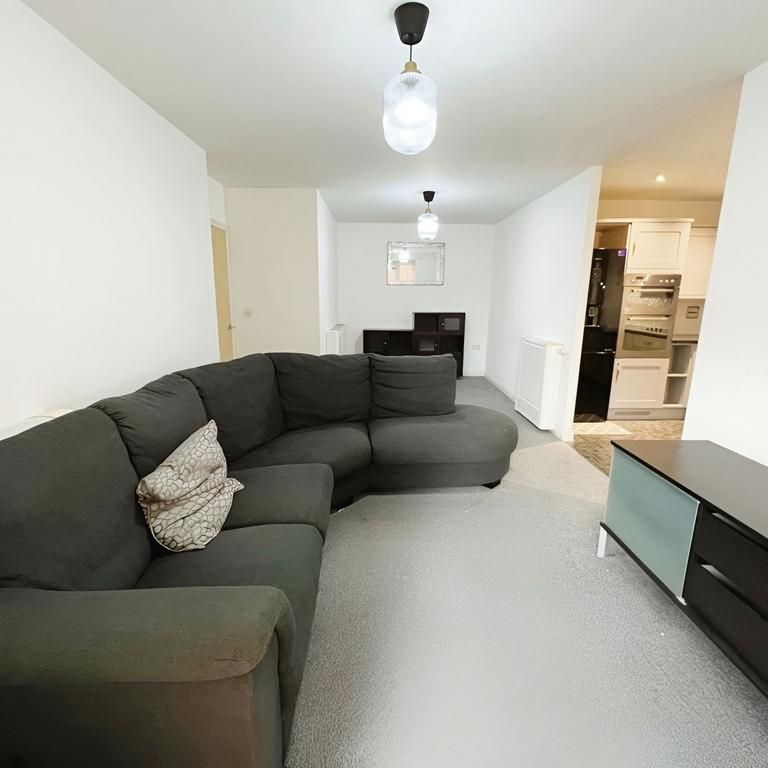 2 bedroom apartment to rent - Photo 1
