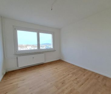 Bezugsfertige 2-Raum-Wohnung mit Balkon und barrierefreier Dusche - Photo 2