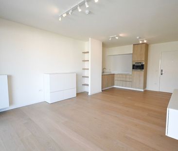 ONGEMEUBELD: SERVICEFLAT: Lichtrijk 1-slaapkamer appartement nabij ... - Photo 6