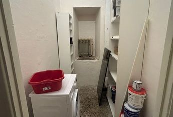 Corso Andrea podestà, Genova, Liguria 16128