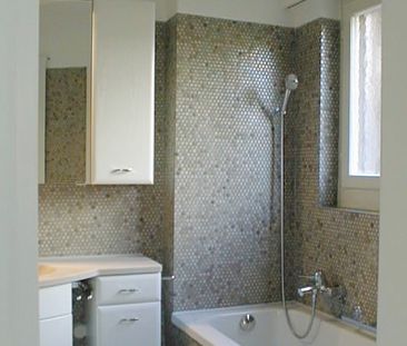 Charmante 4.5-Zimmerwohnung mit grossem Balkon an idyllischer Lage - Photo 6