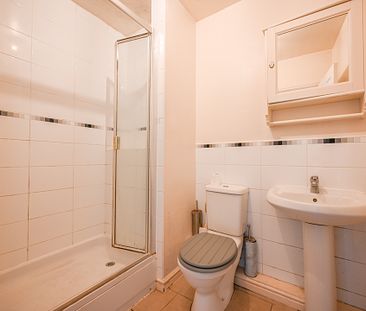 2 bed apartment to rent in Archers Walk, Trent Vale, Stoke-on-Trent - Photo 5