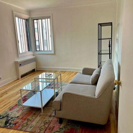 1 CH - 1 SDB - Montréal - $1,565 /mo - Photo 3