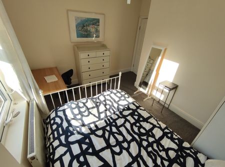 Room in a Shared Flat, Mount Pleasant Road, N17 - Photo 5