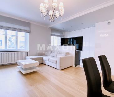 Warszawa, Śródmieście, ul. Koszykowa - Photo 3