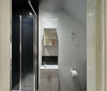 Studio to rent - Photo 6