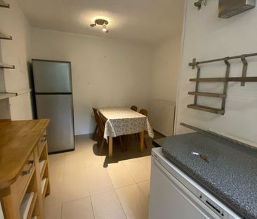 Room in a Shared House, With Garden, SW1V - Photo 6