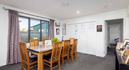 Fabulous Modern Home on Palmers Road! - Photo 3