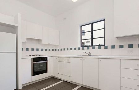 6/84 Grey Street, East Melbourne VIC 3002 - Photo 2