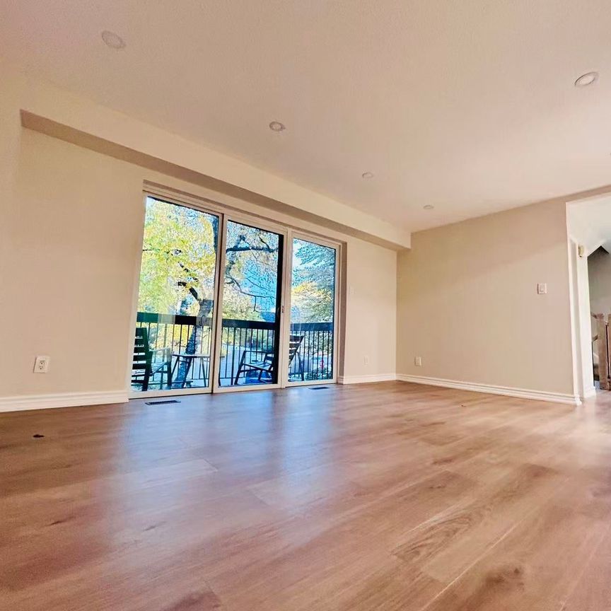 For Lease - 32 Scenic Mill Way, Toronto, Ontario - Photo 1