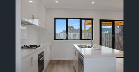 BRAND NEW TOWNHOUSE - Photo 5