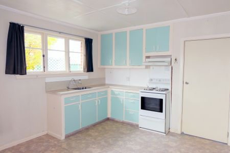 NORTH END HOME - Photo 4