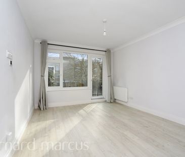 Lovelace Road, Surbiton - Photo 1