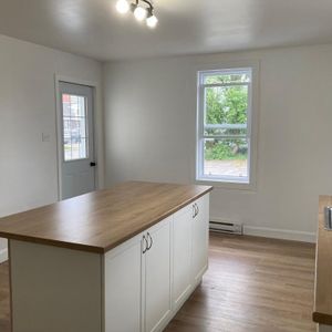 Logement 7 et demi à louer - Photo 2