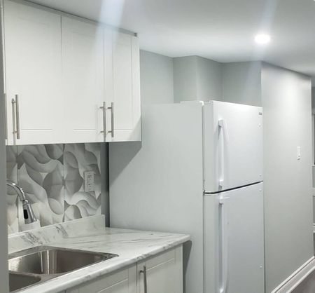 For Lease - 15 Rambling Oak Drive Unit# Basement, Brampton, Ontario - Photo 2