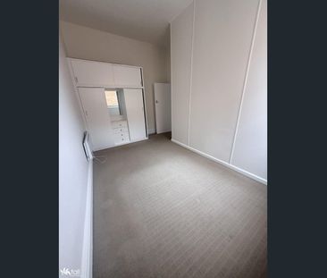 Comfortable unit in Hobart inner city - Photo 1