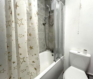 1 Bedroom Maisonette - Garden To Let - Photo 4