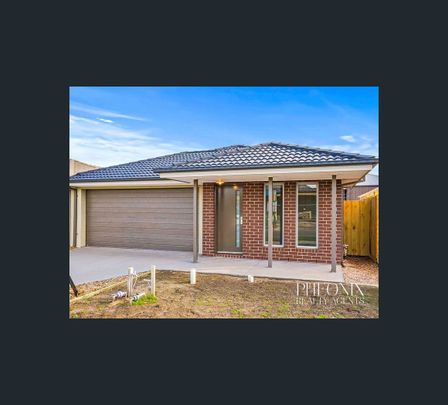6 Yard Street, Mambourin, Vic 3024 - Photo 1