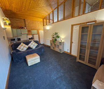 1 bedroom ground floor flat to rent - Photo 1