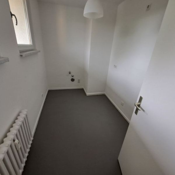 2 Raum Wohnung in Duisburg-Wanheim-Angerhausen zu vermieten - Photo 1