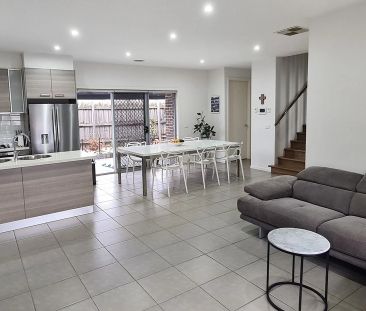 Contemporary Living in the Heart of Brooklyn - Photo 1