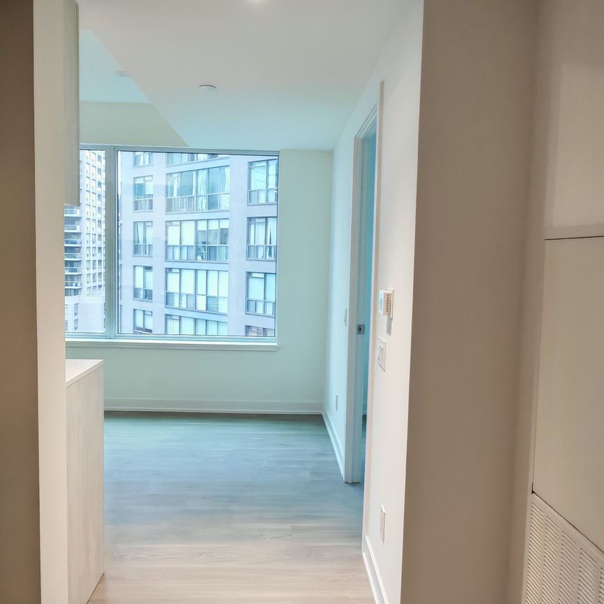 For Lease - 8 Wellesley Street Unit# 1216, Toronto, Ontario - Photo 1
