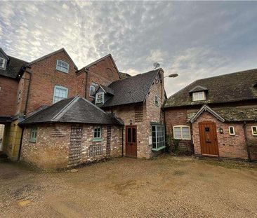 The Hind Mews, Lutterworth, Leicestershire, LE17 - Photo 6