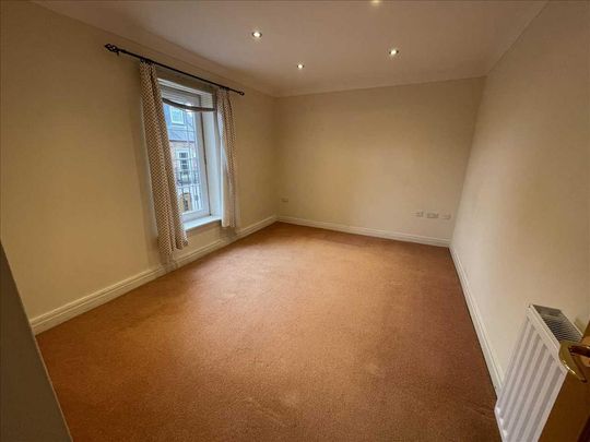 4 bedroom terraced house to rent - Photo 1