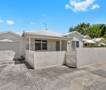 Modern Geelong West Townhouse - Photo 5