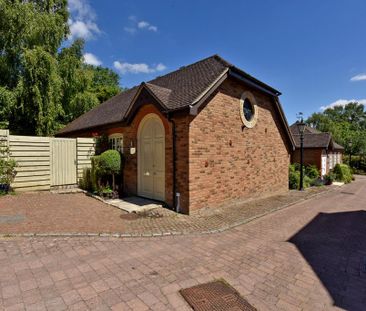 1 bedroom detached house to rent - Photo 4