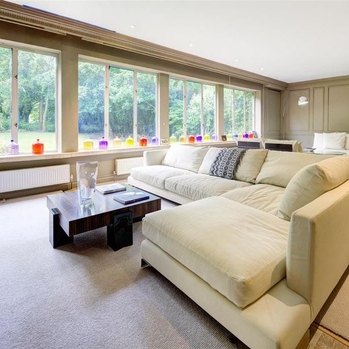 6 bedroom detached house to rent - Photo 1